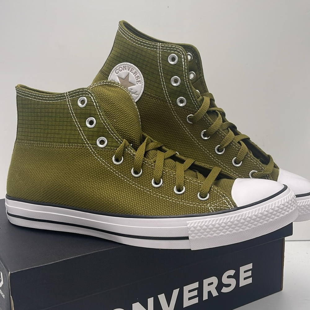 Converse Men’s Cls High-Tops A08553F
CTAS HI
FOREST BREVINTAGE CARGO 5
Sneakers - Picture 7 of 16